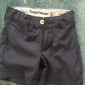 Boys size 2T Tailor Vintage shorts- water wicking